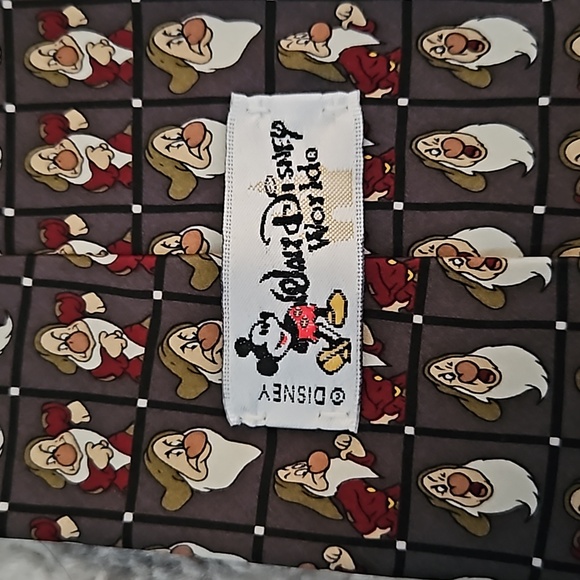 Grumpy Necktie - Picture 3 of 4